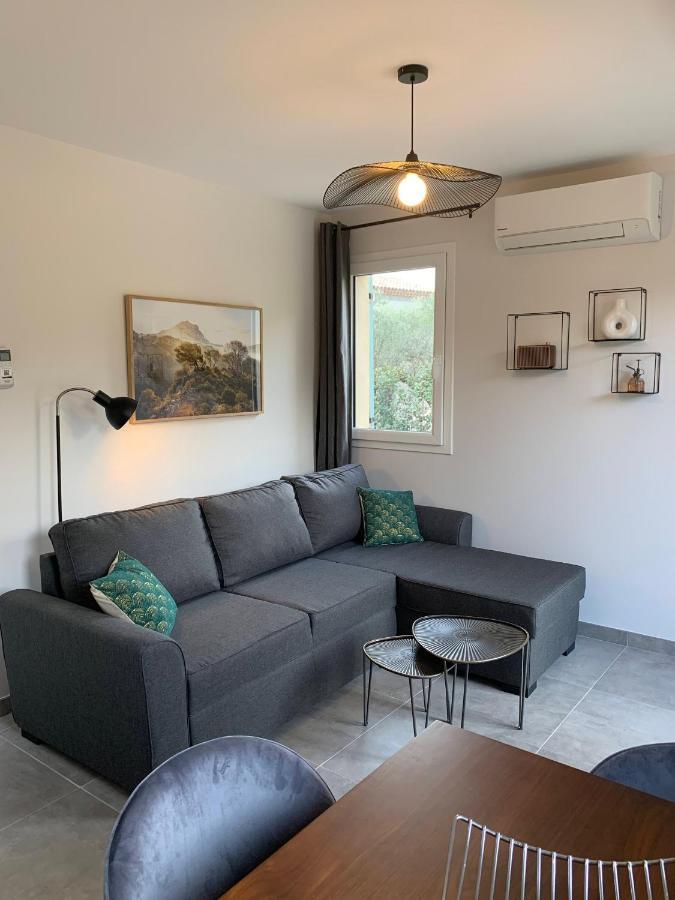 Вилла Le Cabanon De Livia Avec Piscine Privee Кюкюрон Экстерьер фото